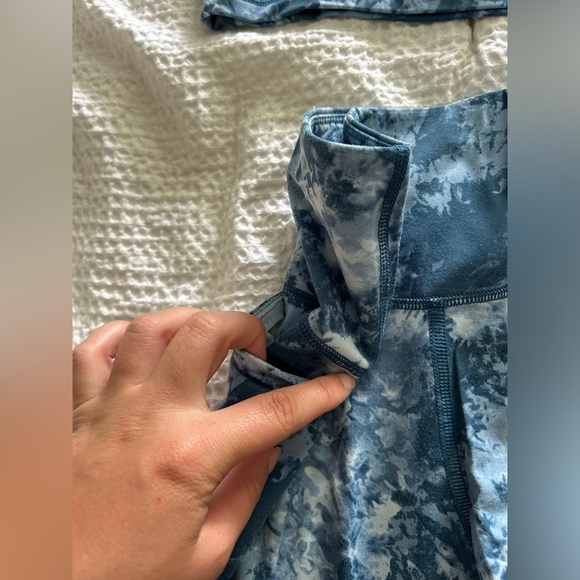 Women’s under armour meridian workout set - Picture 5 of 8